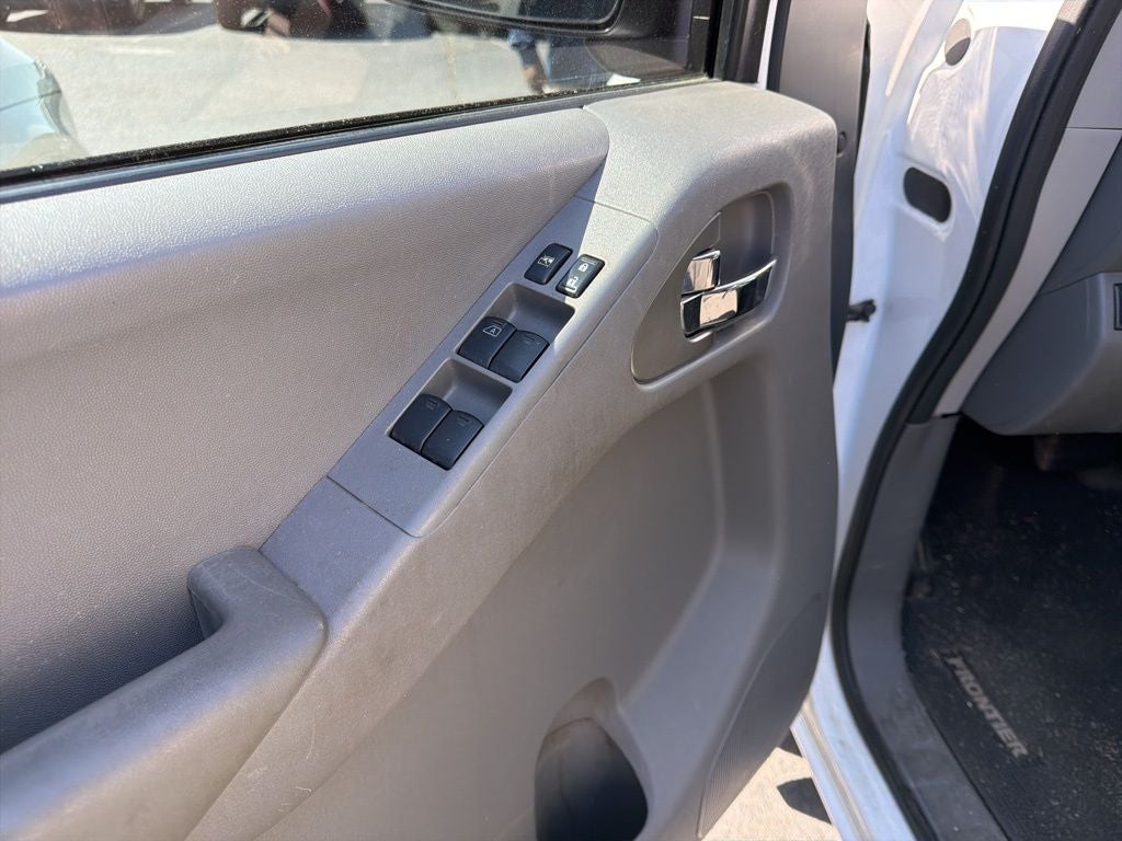 2012 Nissan Frontier SV