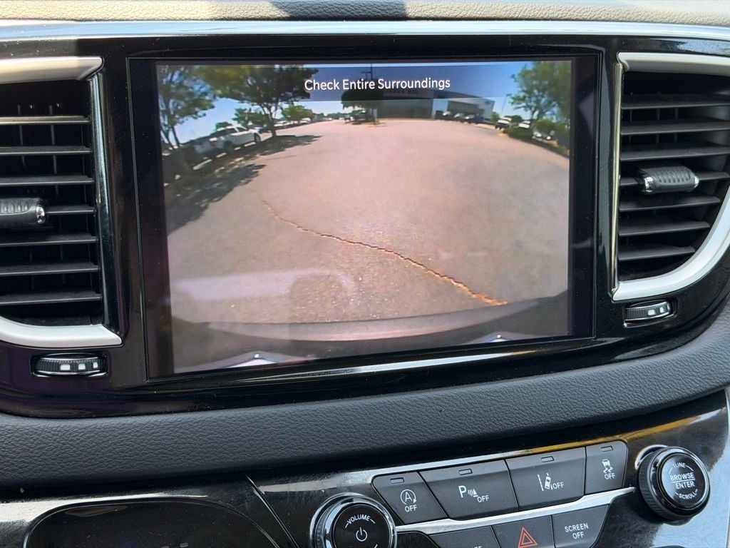 2023 Chrysler Pacifica Touring L FAMILY FUN!!!!