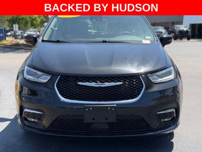 2023 Chrysler Pacifica Touring L FAMILY FUN!!!!