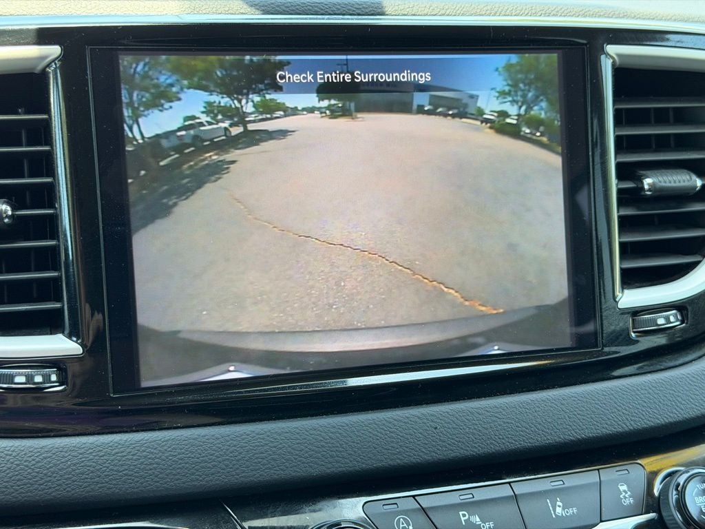 2023 Chrysler Pacifica Touring L FAMILY FUN!!!!