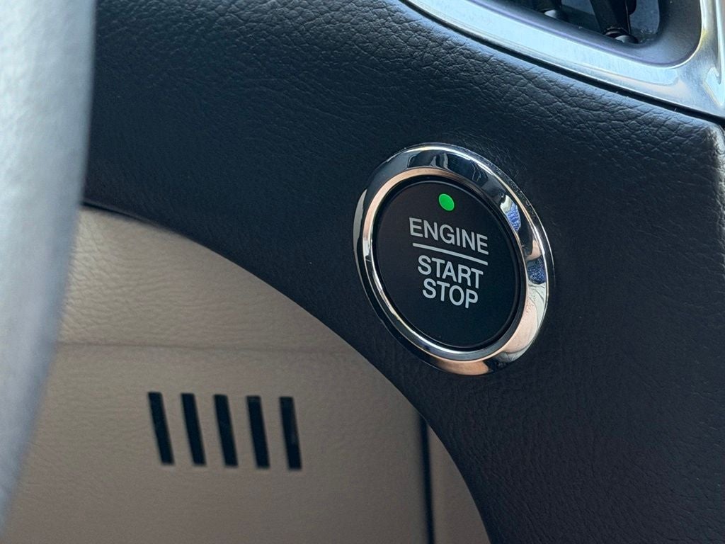 2023 Ford Edge Titanium GOLD CERTIFIED PANO ROOF TECH PACKAGE