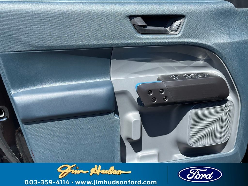 2025 Ford Maverick Lobo Standard