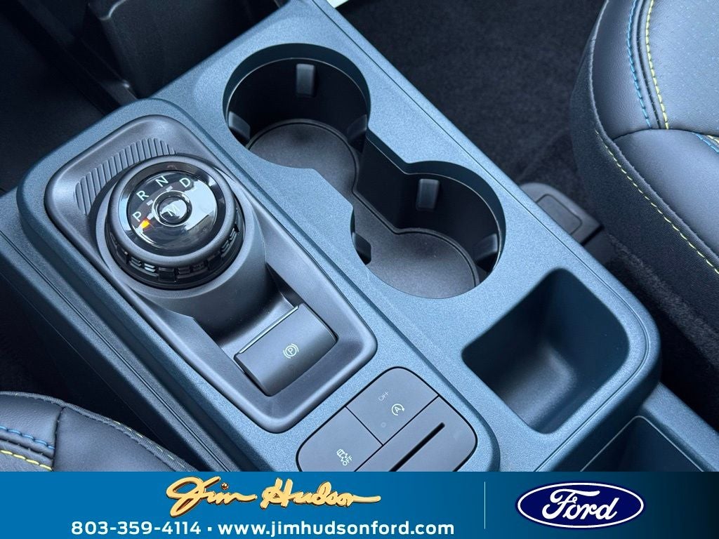 2025 Ford Maverick Lobo Standard