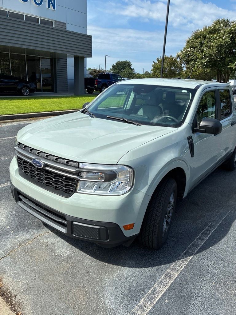 2022 Ford Maverick XLT FORD CERTIFIED HARD TO FIND HYBRID!!