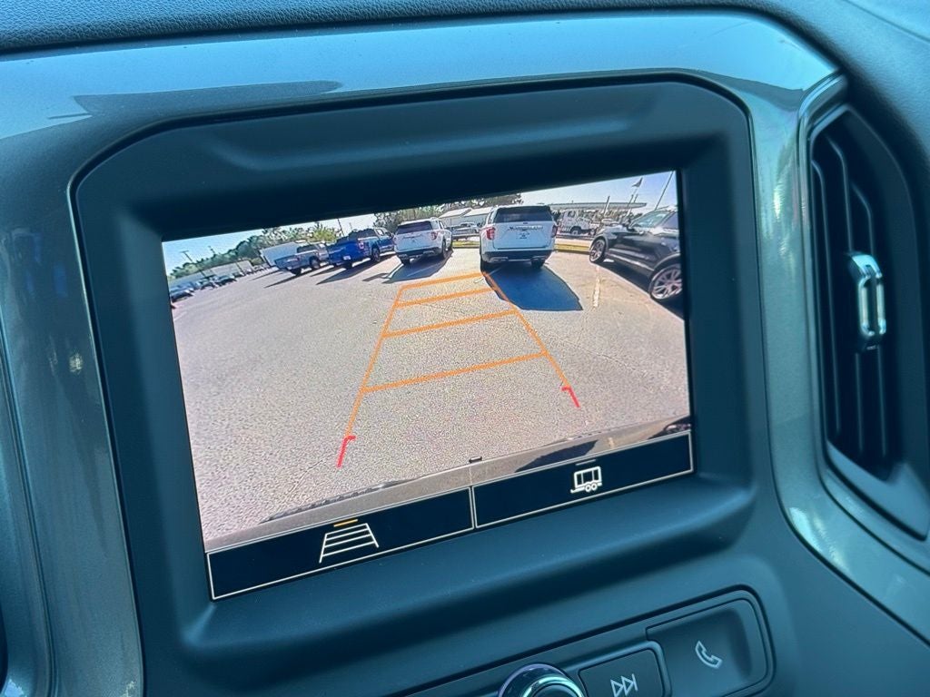 2025 Chevrolet Silverado 1500 Custom Trail Boss BLACKOUT PACKAGE