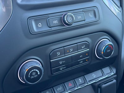 2025 Chevrolet Silverado 1500 Custom Trail Boss BLACKOUT PACKAGE