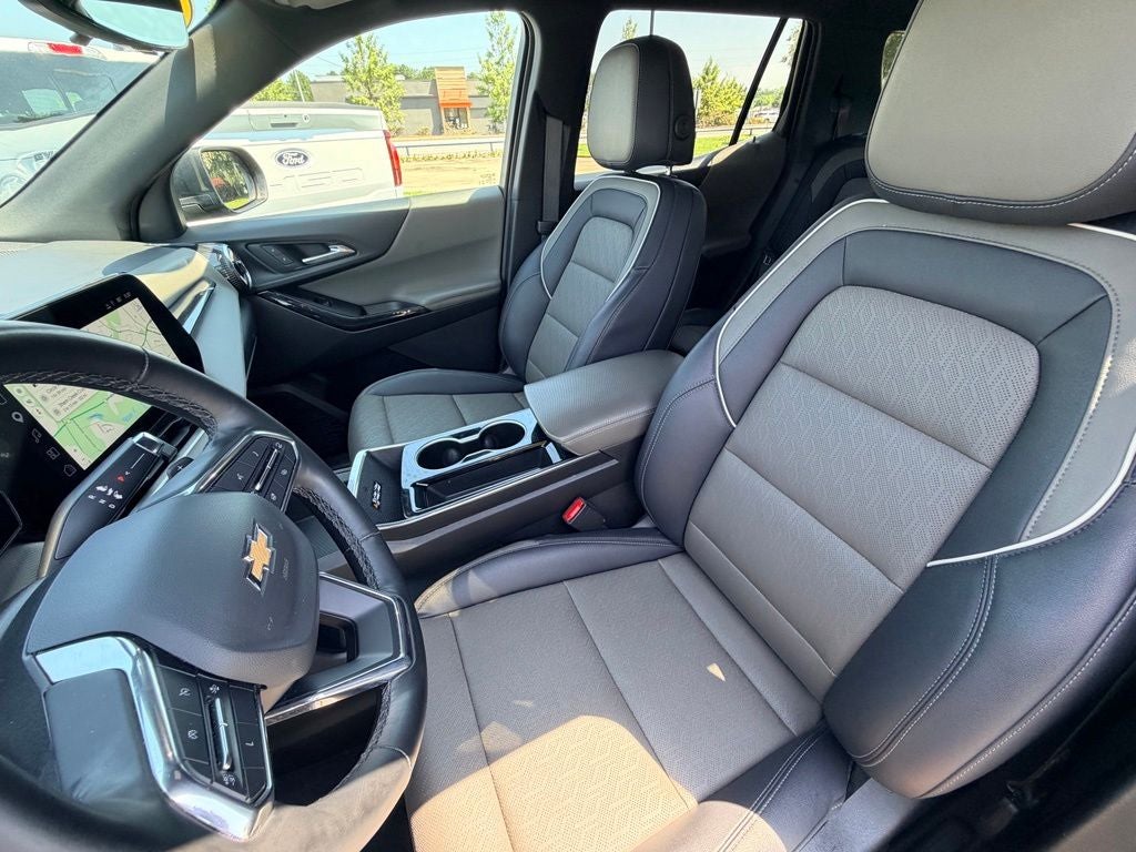 2025 Chevrolet Equinox LT SAFETY & TECH PACKAGE