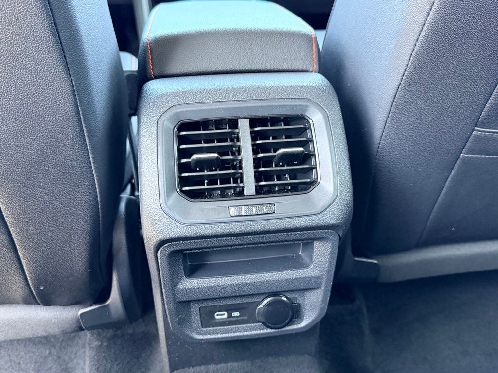 2024 Volkswagen Tiguan 2.0T Wolfsburg Edition