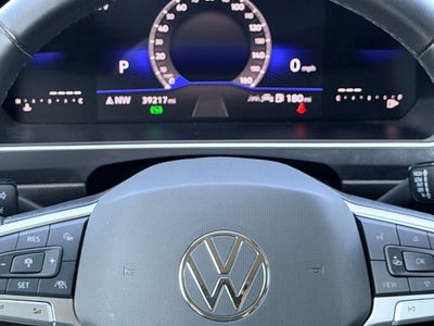 2024 Volkswagen Tiguan 2.0T Wolfsburg Edition