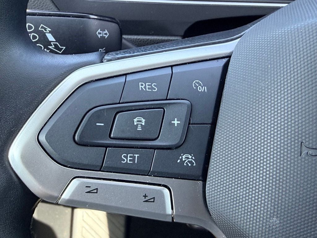 2024 Volkswagen Tiguan 2.0T Wolfsburg Edition