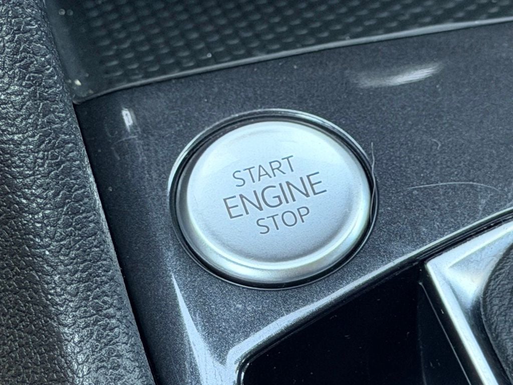 2024 Volkswagen Tiguan 2.0T Wolfsburg Edition