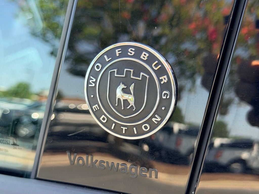 2024 Volkswagen Tiguan 2.0T Wolfsburg Edition