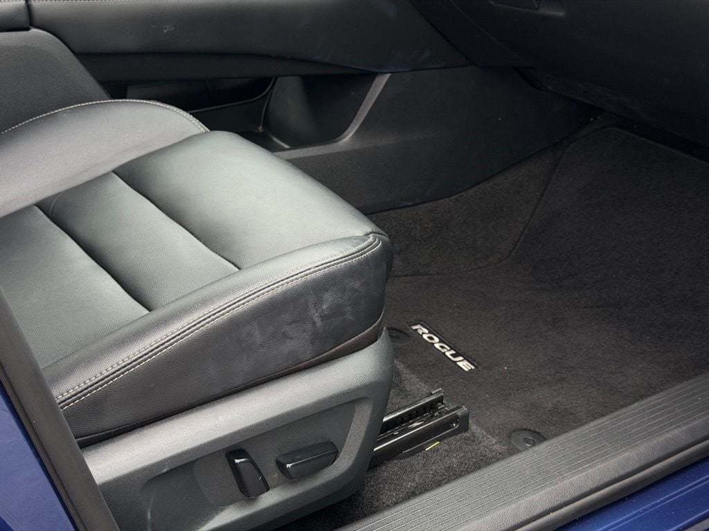 2023 Nissan Rogue SL NEW TIRES!!