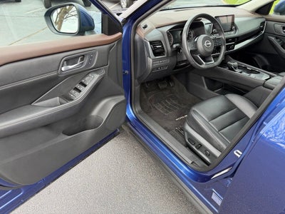 2023 Nissan Rogue SL NEW TIRES!!