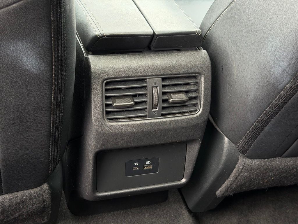 2023 Nissan Rogue SL NEW TIRES!!