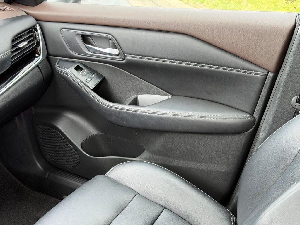 2023 Nissan Rogue SL NEW TIRES!!