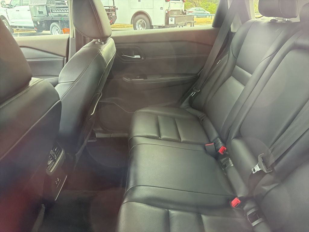 2023 Nissan Rogue SL NEW TIRES!!