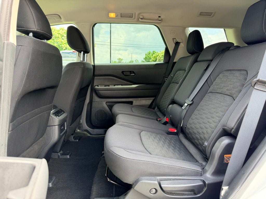 2024 Nissan Pathfinder SV 3RD ROW SEATING