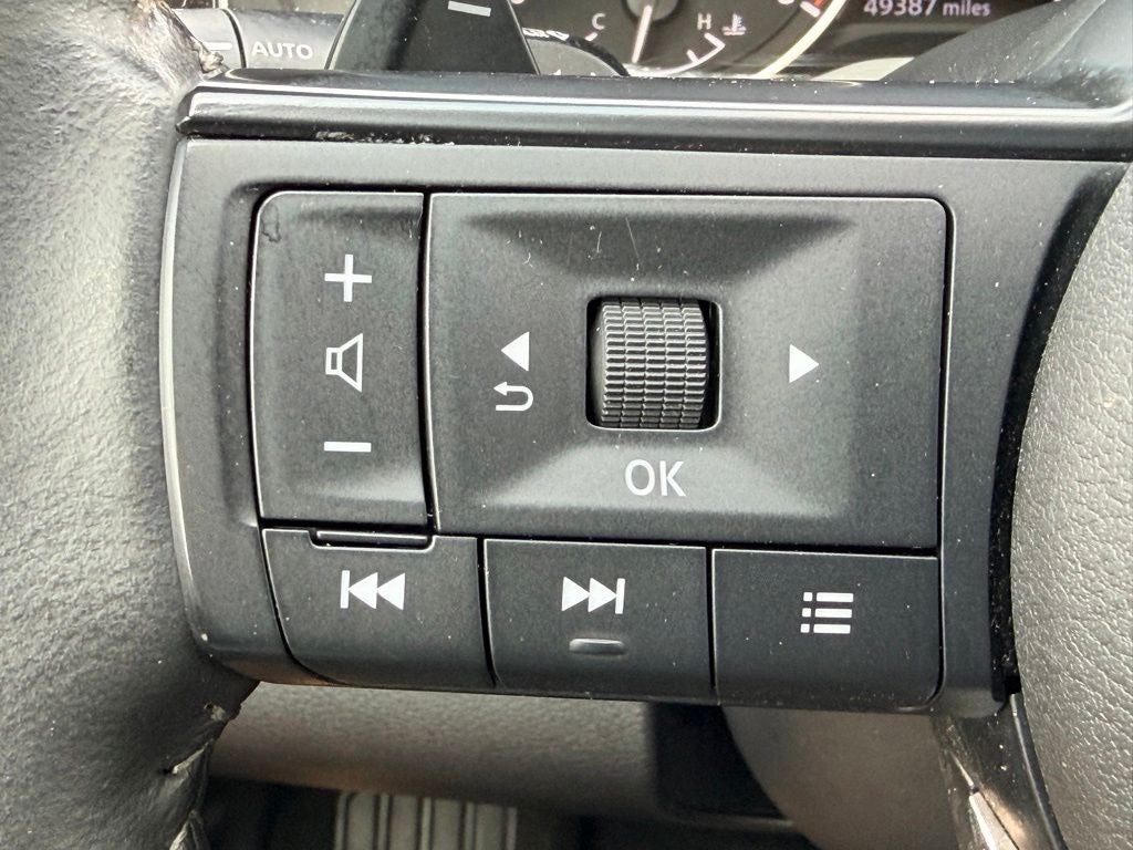 2024 Nissan Pathfinder SV 3RD ROW SEATING