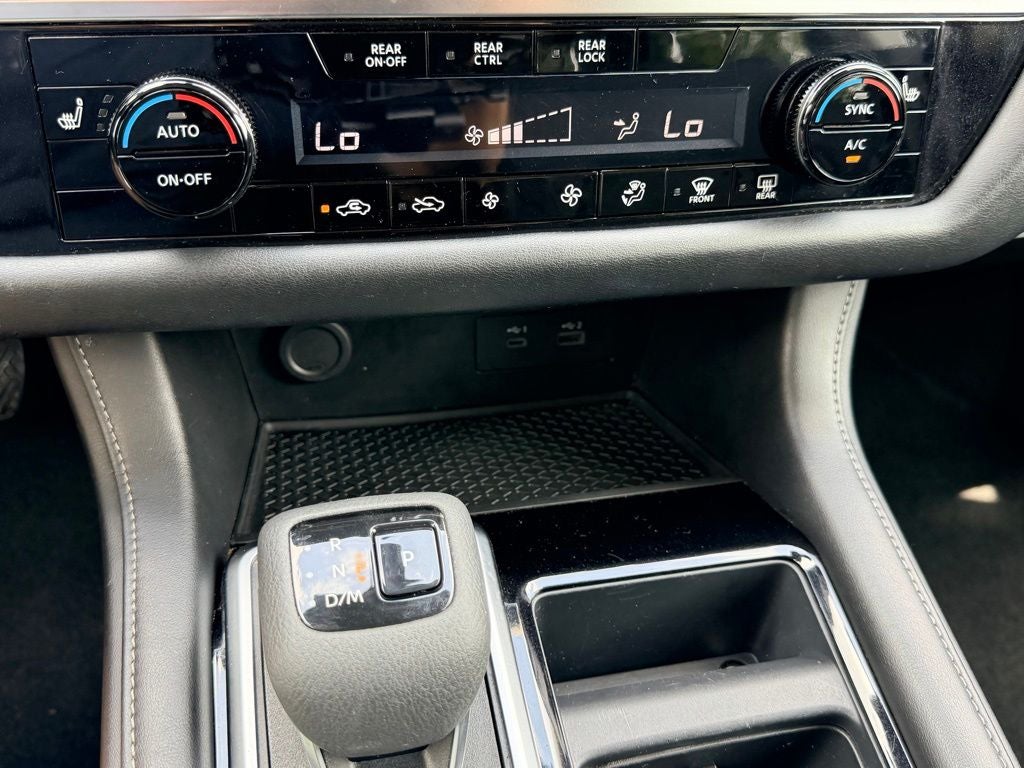 2024 Nissan Pathfinder SV 3RD ROW SEATING