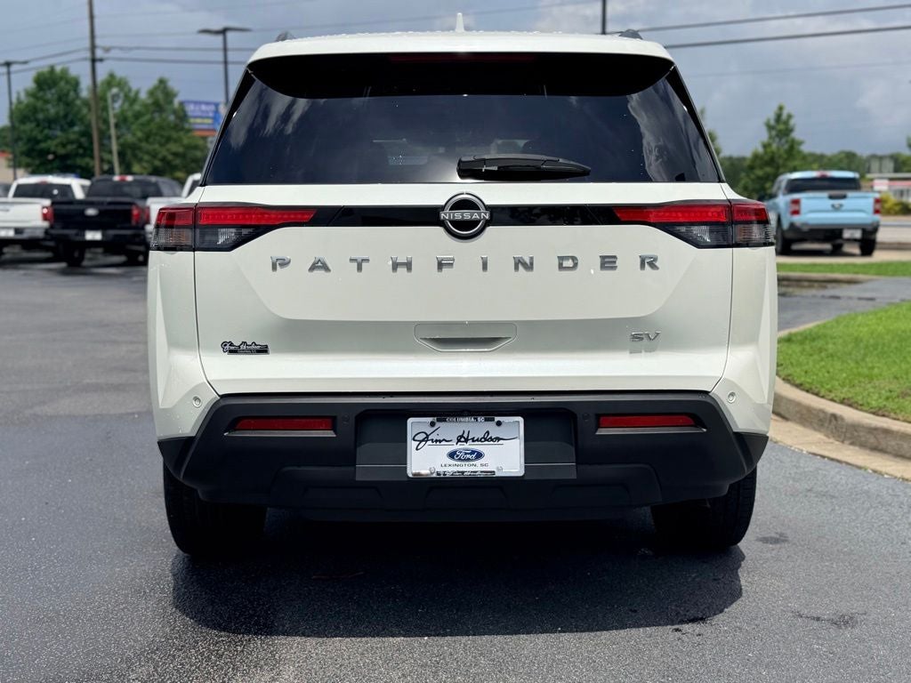 2024 Nissan Pathfinder SV 3RD ROW SEATING