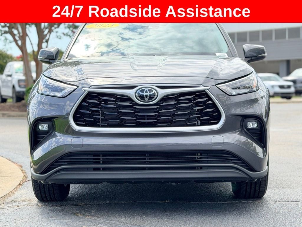 2023 Toyota Highlander LE 3RD ROW SEATING