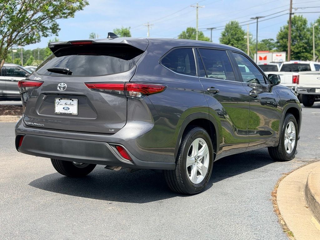 2023 Toyota Highlander LE 3RD ROW SEATING