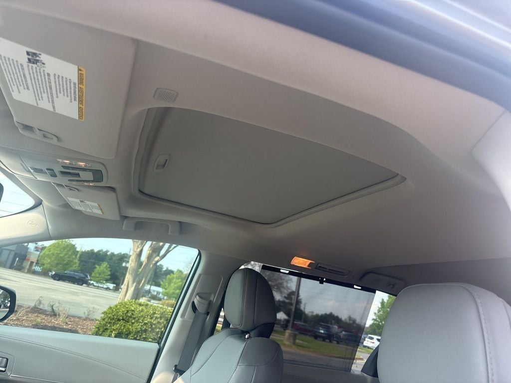 2023 Toyota Sienna XLE 8 Passenger
