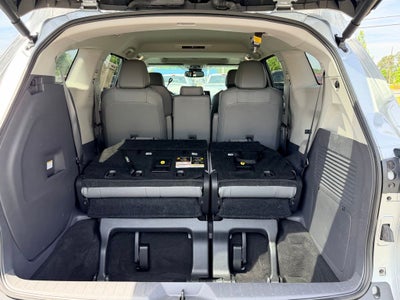 2023 Toyota Sienna XLE 8 Passenger