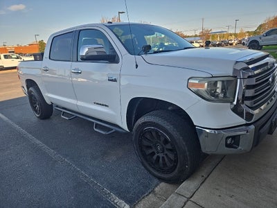2018 Toyota Tundra SR5