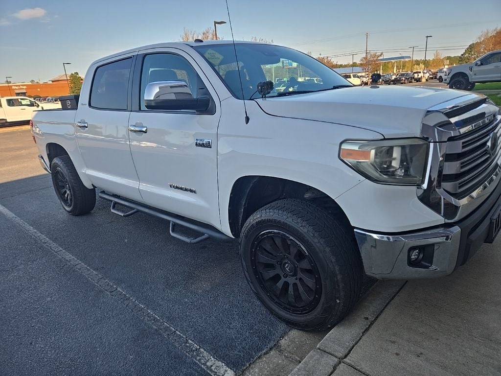 2018 Toyota Tundra SR5