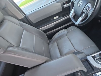 2018 Toyota Tundra SR5