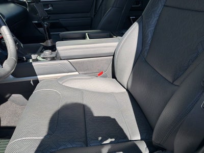 2022 Toyota Tundra Limited PANO ROOF TECH PACKAGE LOW MILES!!