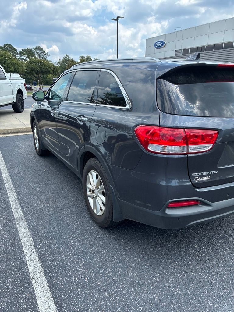 2016 Kia Sorento LX