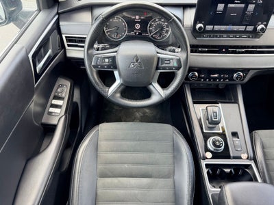 2024 Mitsubishi Outlander SE NAVIGATION 3RD ROW SEATING