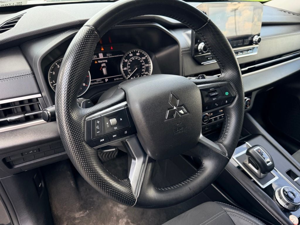2024 Mitsubishi Outlander SE NAVIGATION 3RD ROW SEATING