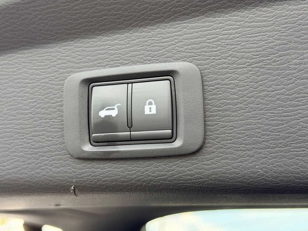 2024 Mitsubishi Outlander SE NAVIGATION 3RD ROW SEATING