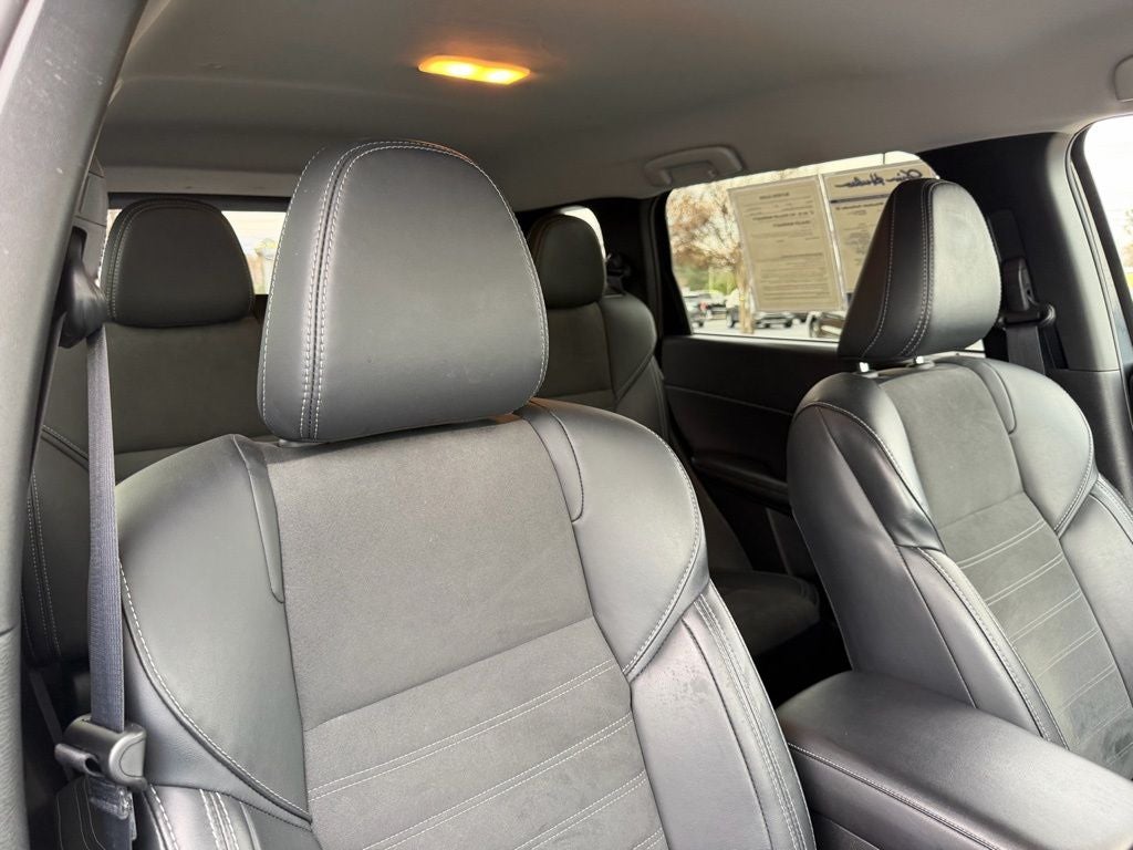 2024 Mitsubishi Outlander SE NAVIGATION