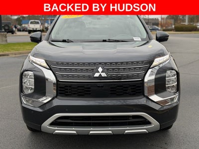 2024 Mitsubishi Outlander SE NAVIGATION