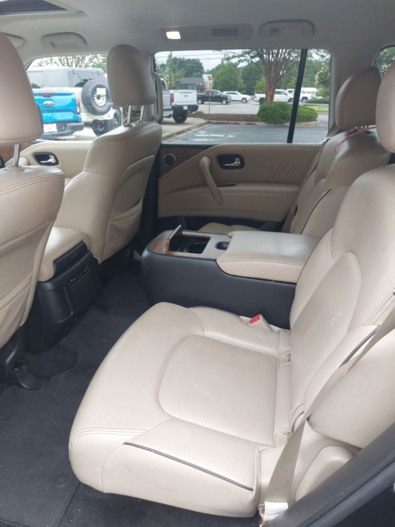 2021 Nissan Armada SL SECOND ROW CAPTAINS CHAIRS