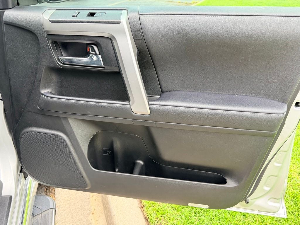 2023 Toyota 4Runner Limited NAVI MOONROOF LOW MILES!!