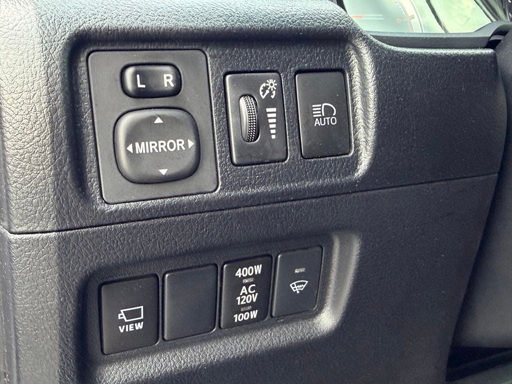 2023 Toyota 4Runner Limited NAVI MOONROOF LOW MILES!!