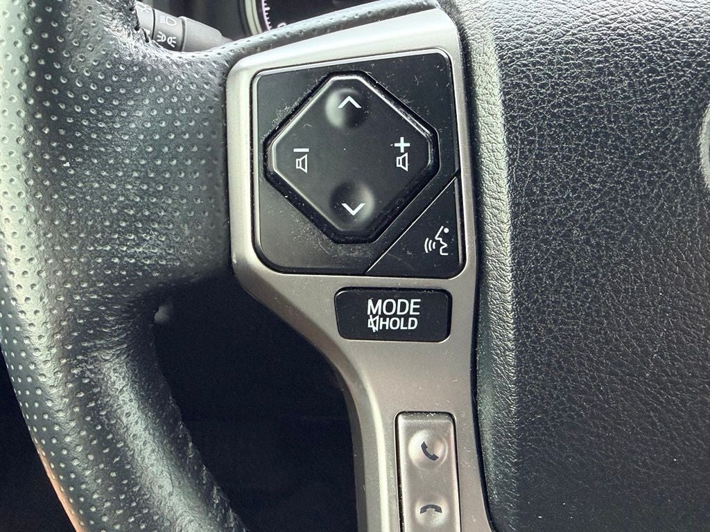 2023 Toyota 4Runner Limited NAVI MOONROOF LOW MILES!!