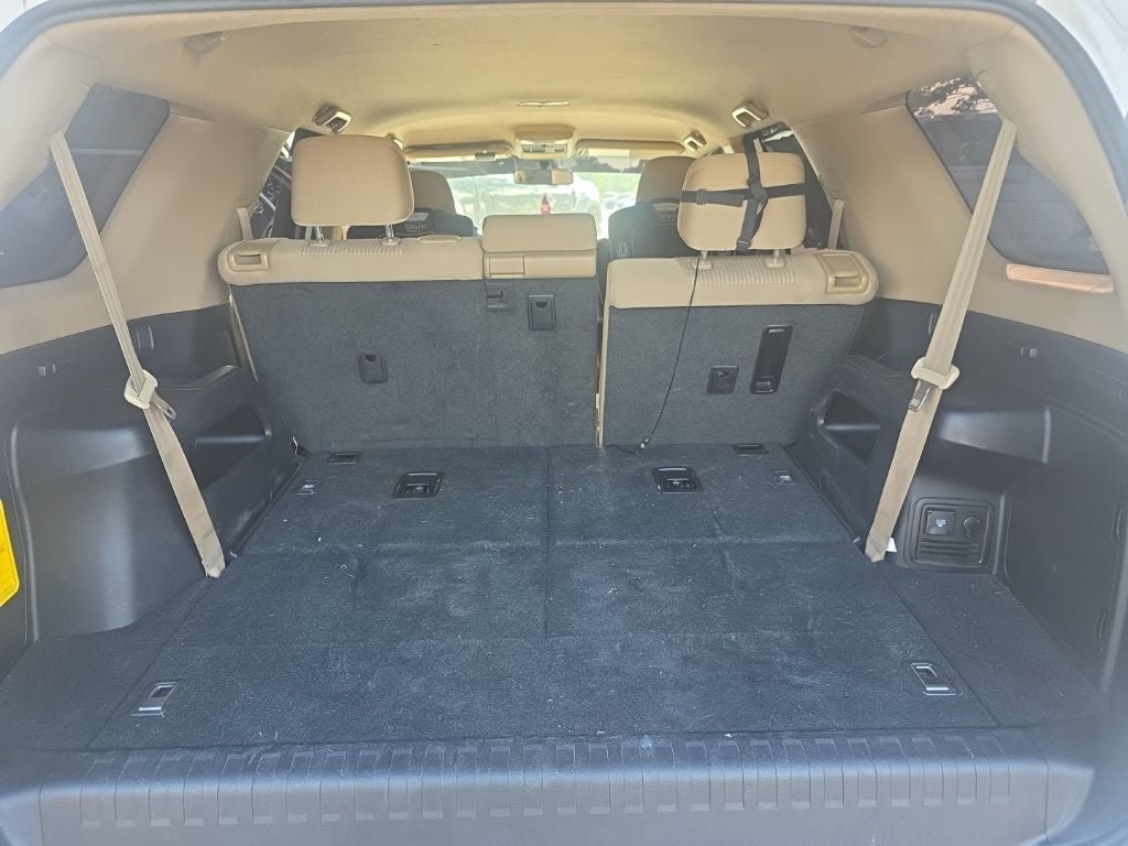 2017 Toyota 4Runner SR5 3RD ROW SEATING