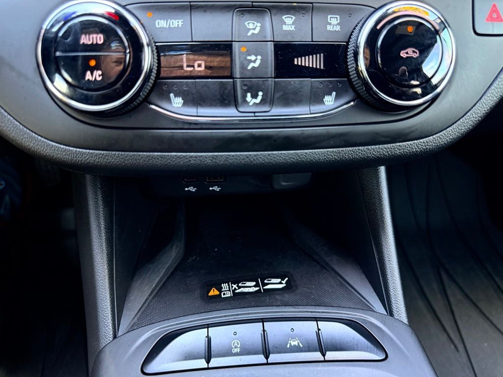 2024 Buick Envista Preferred HEATED SEATS ADAPT CRUISE SIDE BLIND ZONE ALERT