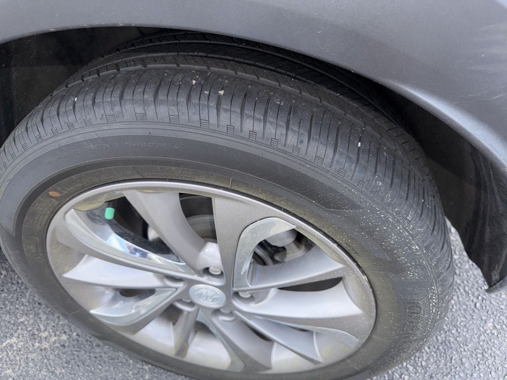 2023 Buick Encore GX Essence LEATHER SUNROOF