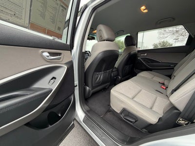 2017 Hyundai Santa Fe SE