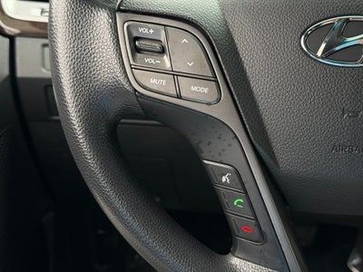 2017 Hyundai Santa Fe SE