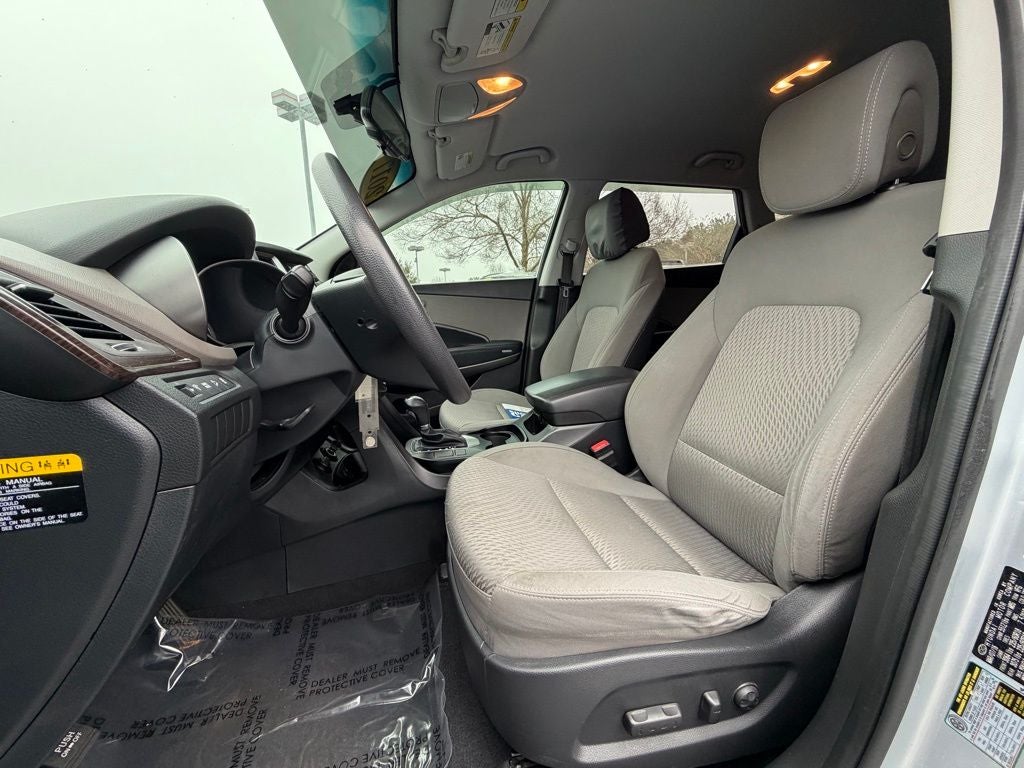 2017 Hyundai Santa Fe SE