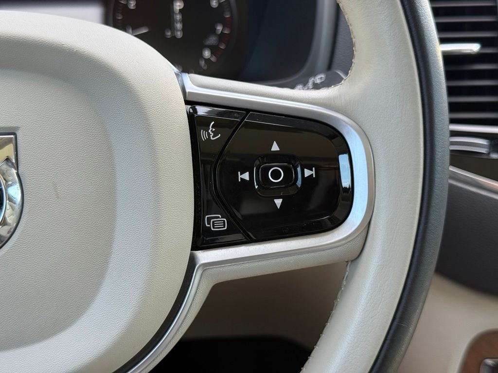 2019 Volvo XC90 T6 Inscription